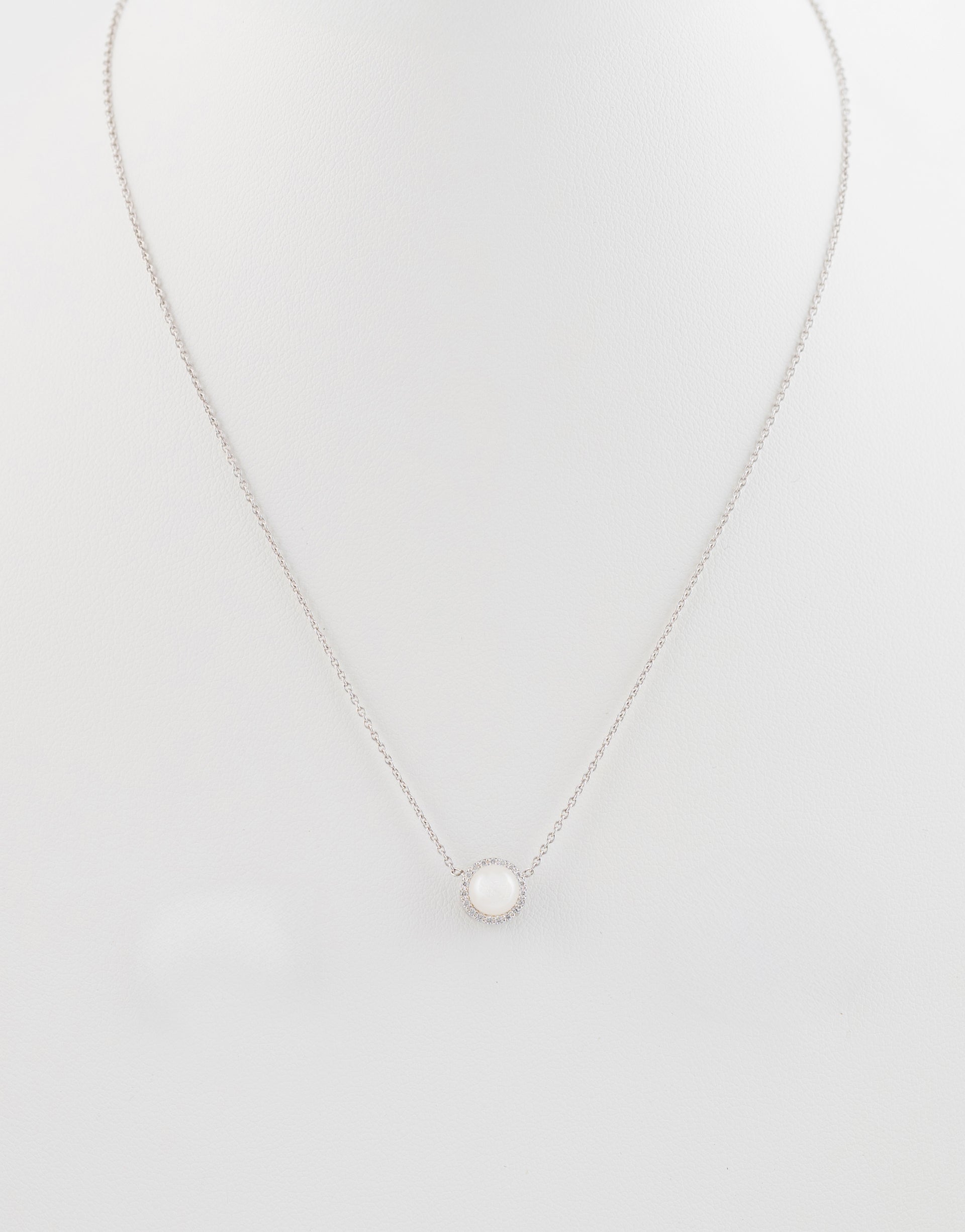 Changeable Pearls and Diamond Necklace