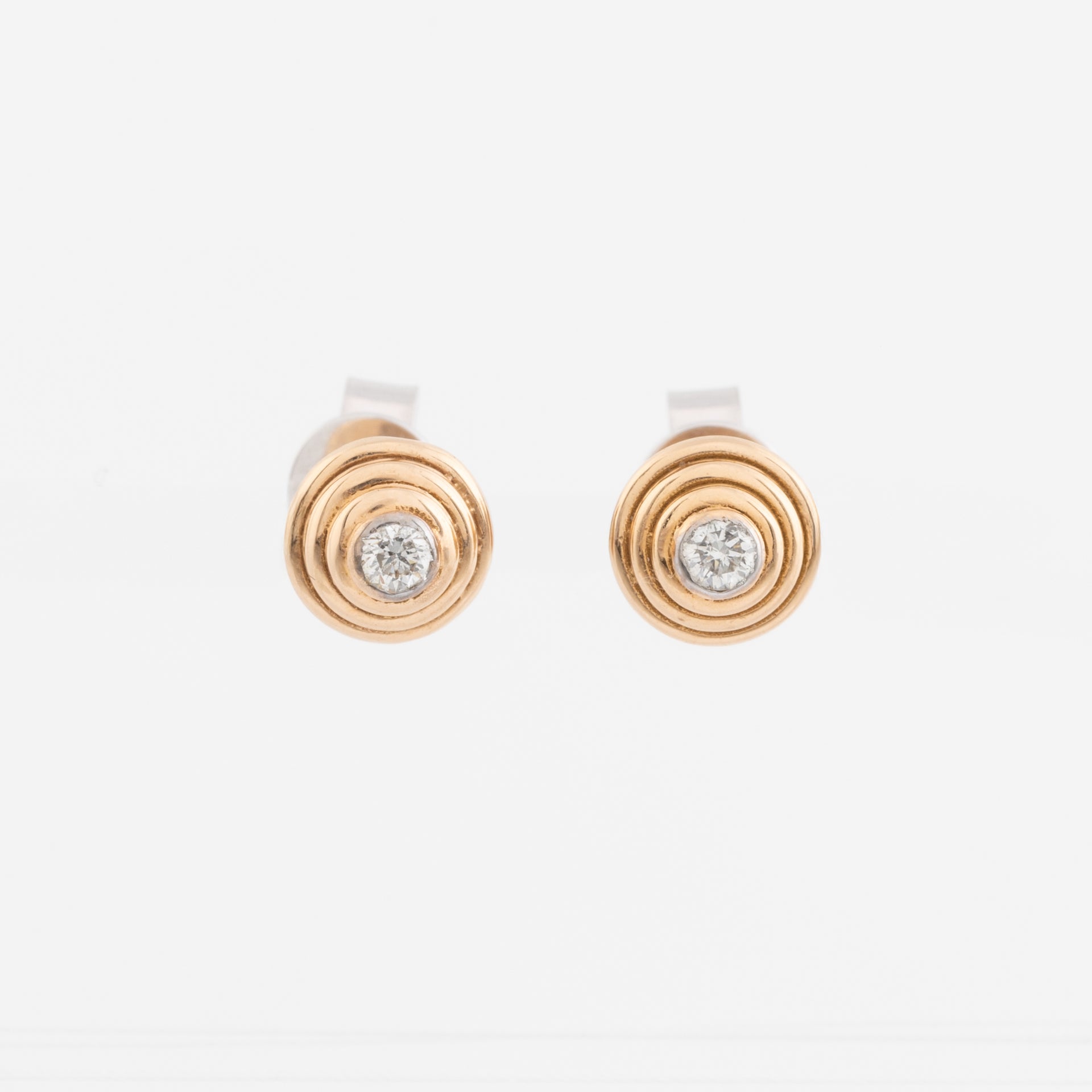 Single Diamond Stud Earrings