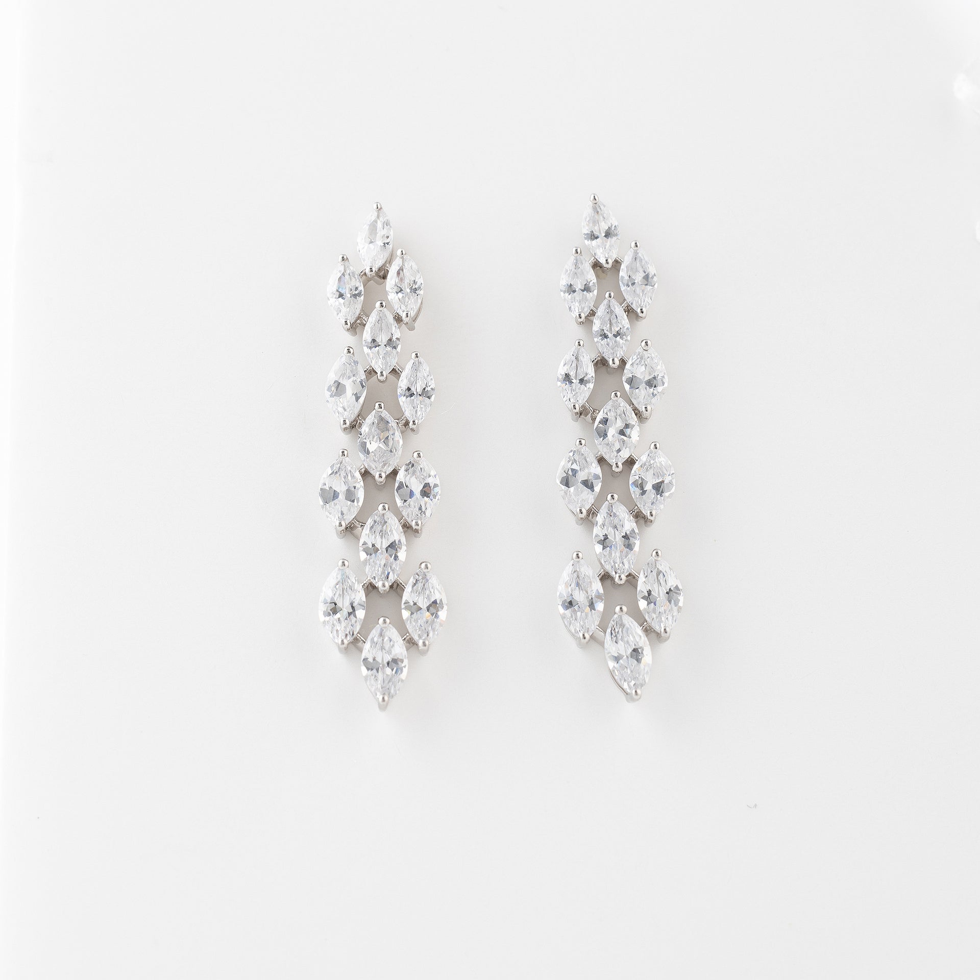 Elegant Marquise Leaf collection