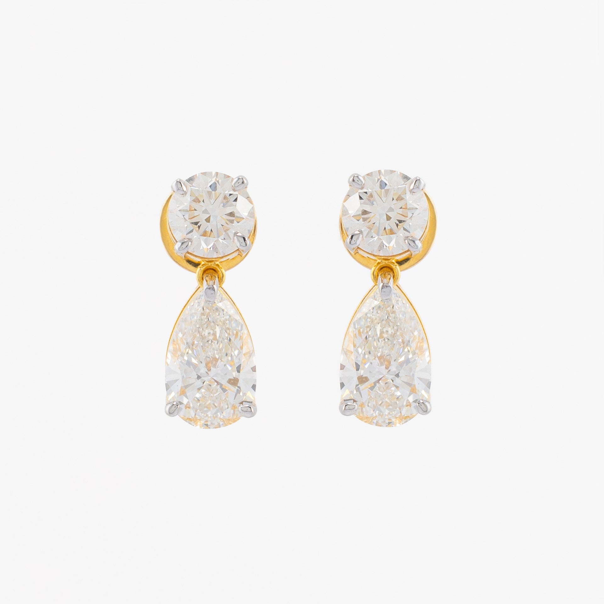 Vian Classic Round and Pear Drop Collection