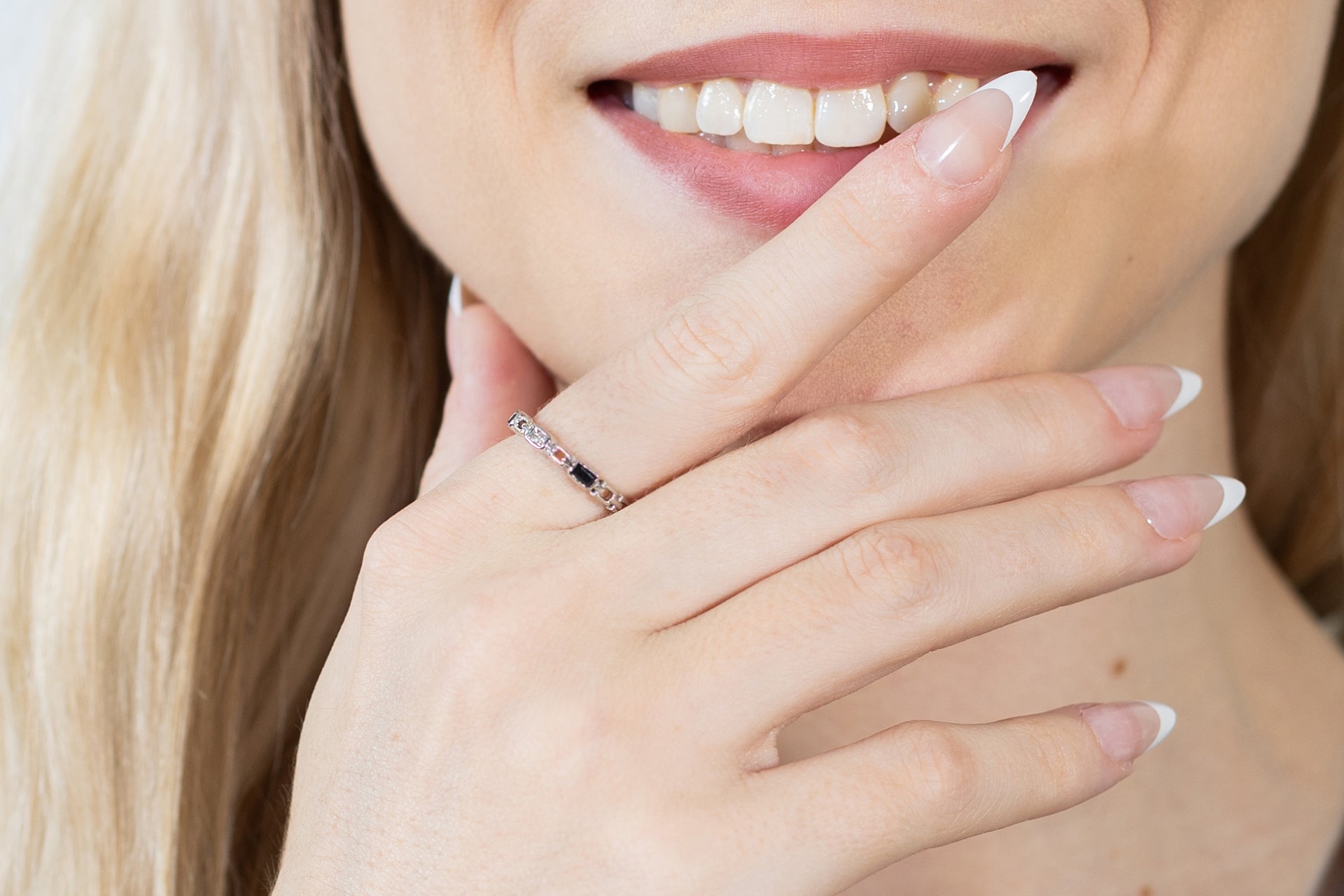 Link Blue Sapphire Diamond Ring