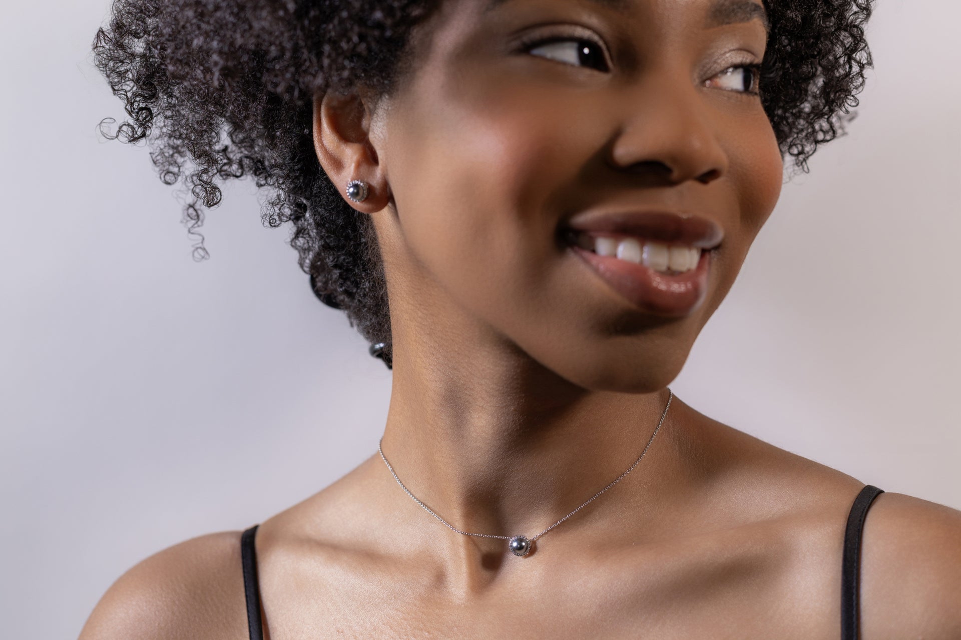 Changeable Pearls and Diamond Necklace