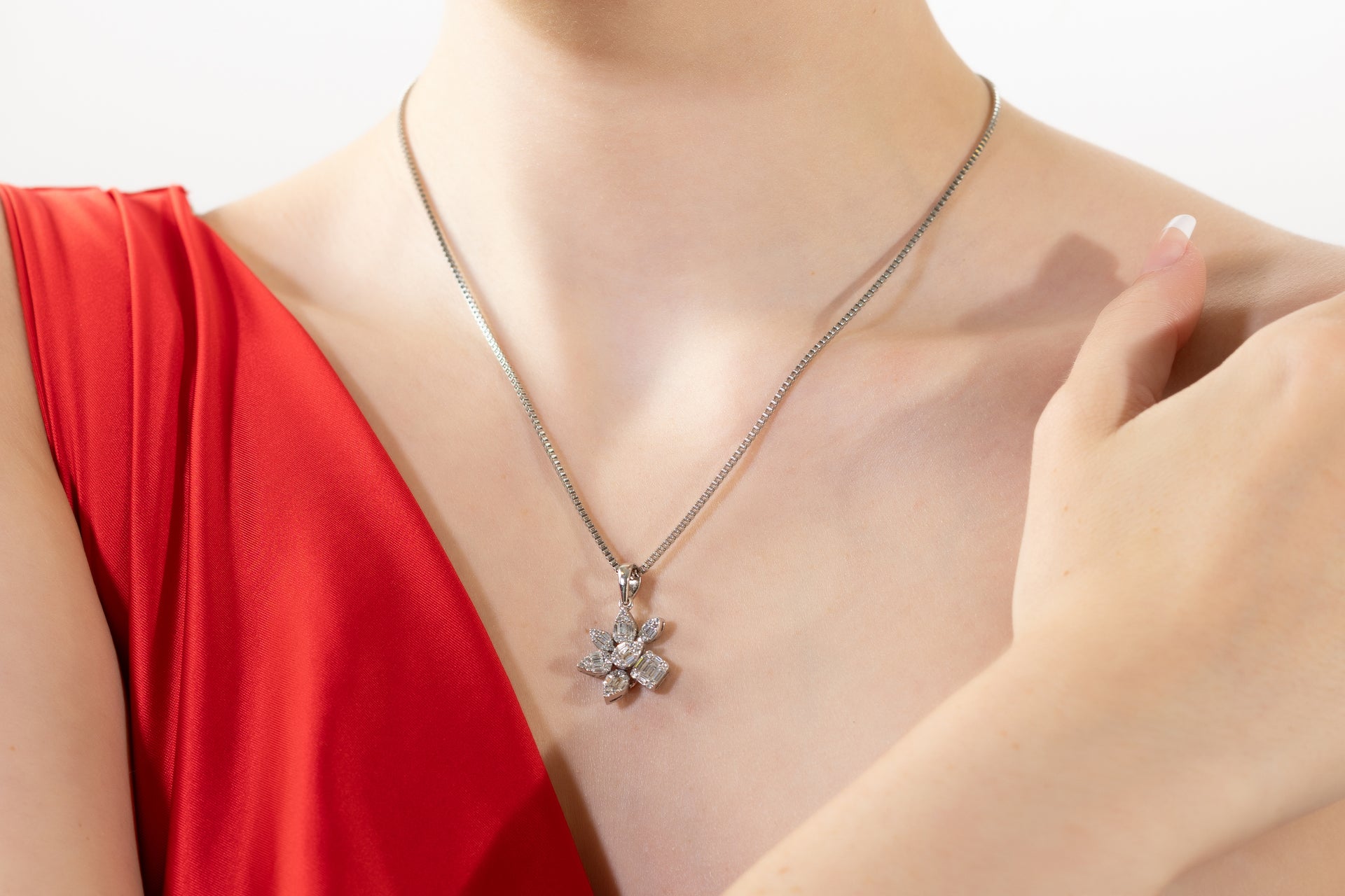 Cluster Diamond Flower Pendant Collection