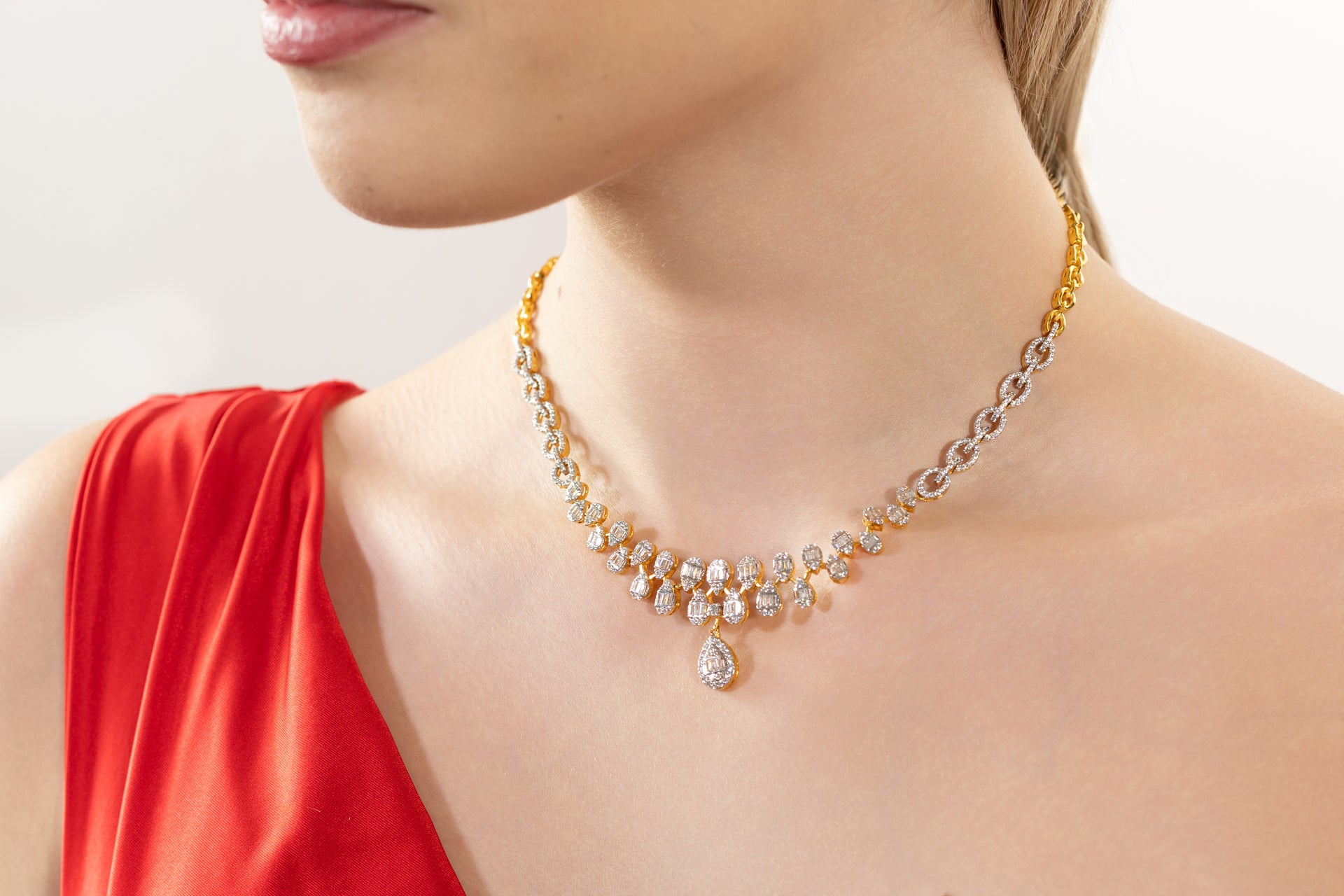 Pear Cluster Diamond Link Collection