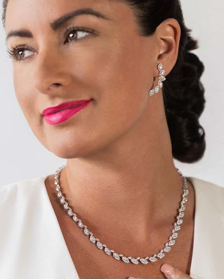 Lustrous Marquise Curved Collection