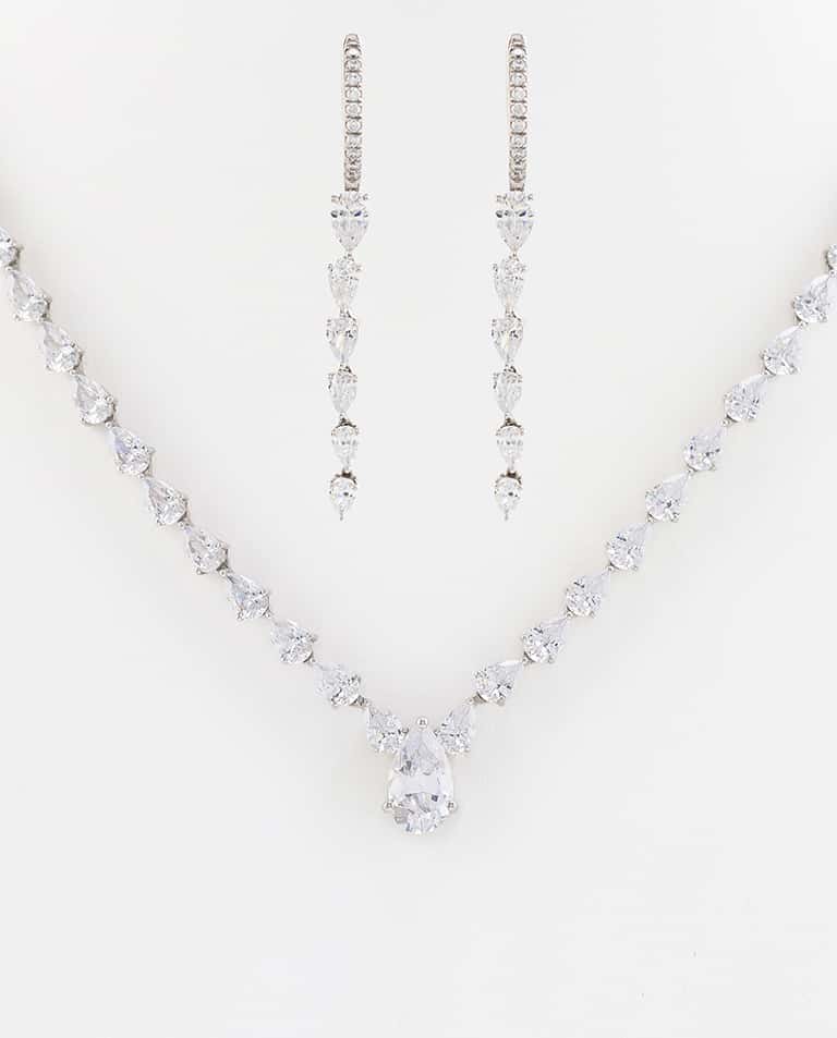 V-Drop Pear Diamond Collection